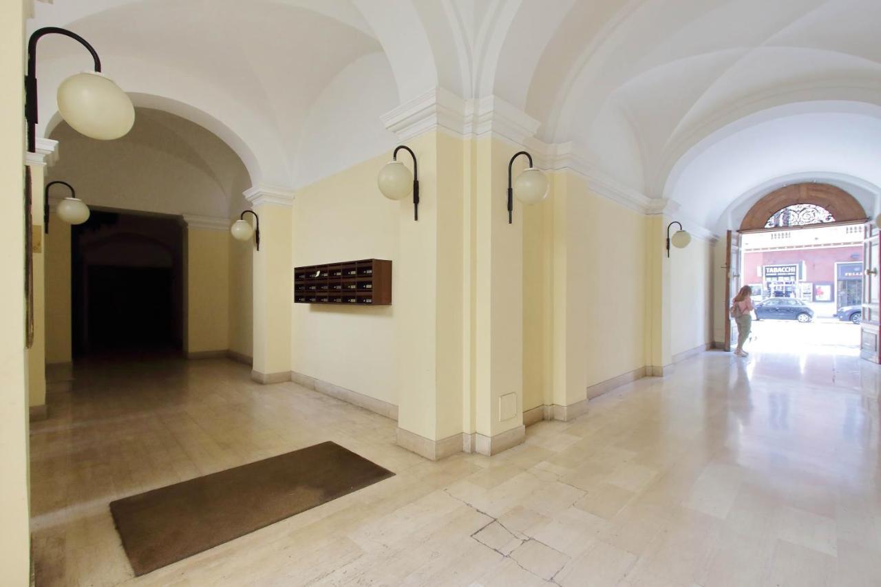 Apartment Via Cola Di Rienzo 285 Rome